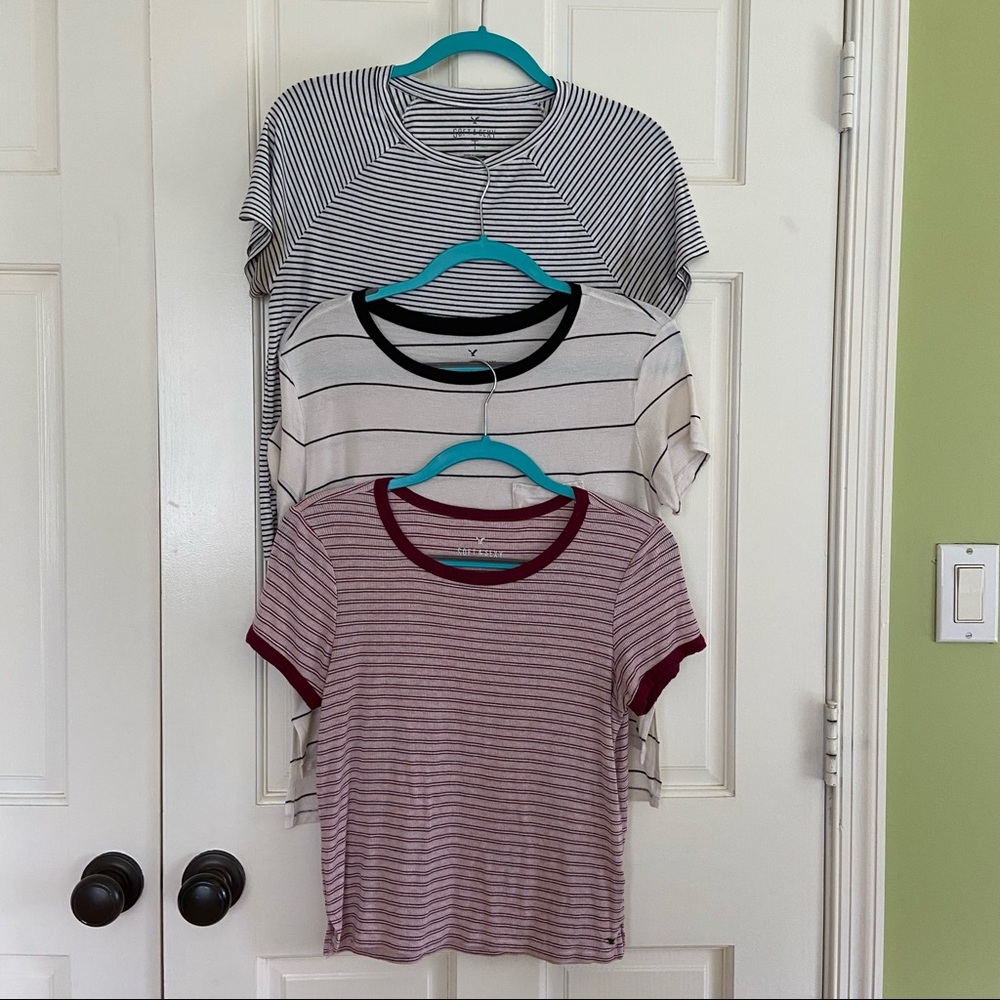 AEO T Shirts Size Medium, Lot of 3